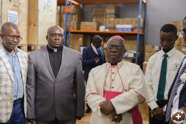 Lancement officiel de la production de perfusion au BDOM Bukavu et pose de la première pierre pour l’extension du dépôt CDR